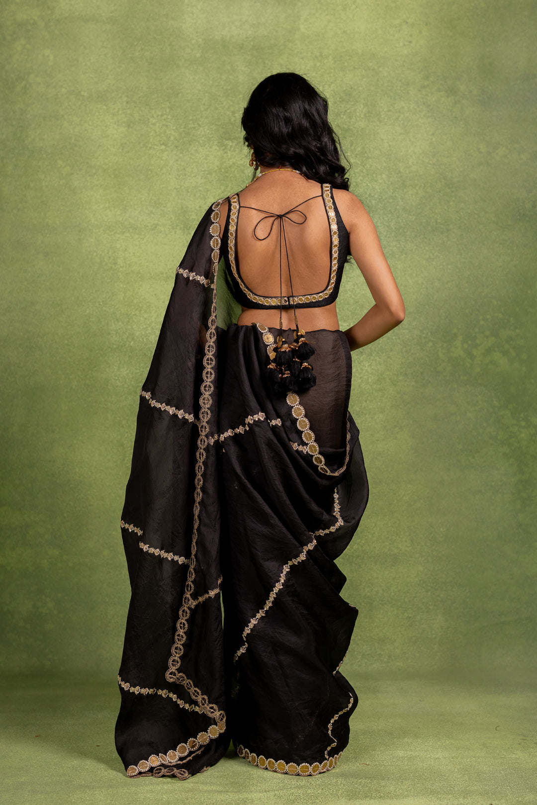 Aahana Saree