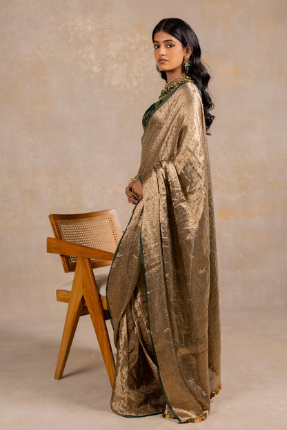 Aarushee Saree