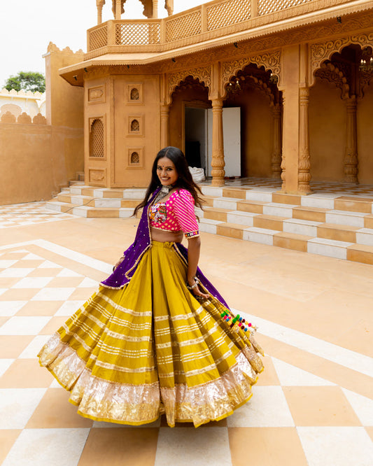 Mustard Green Gradation Skirt