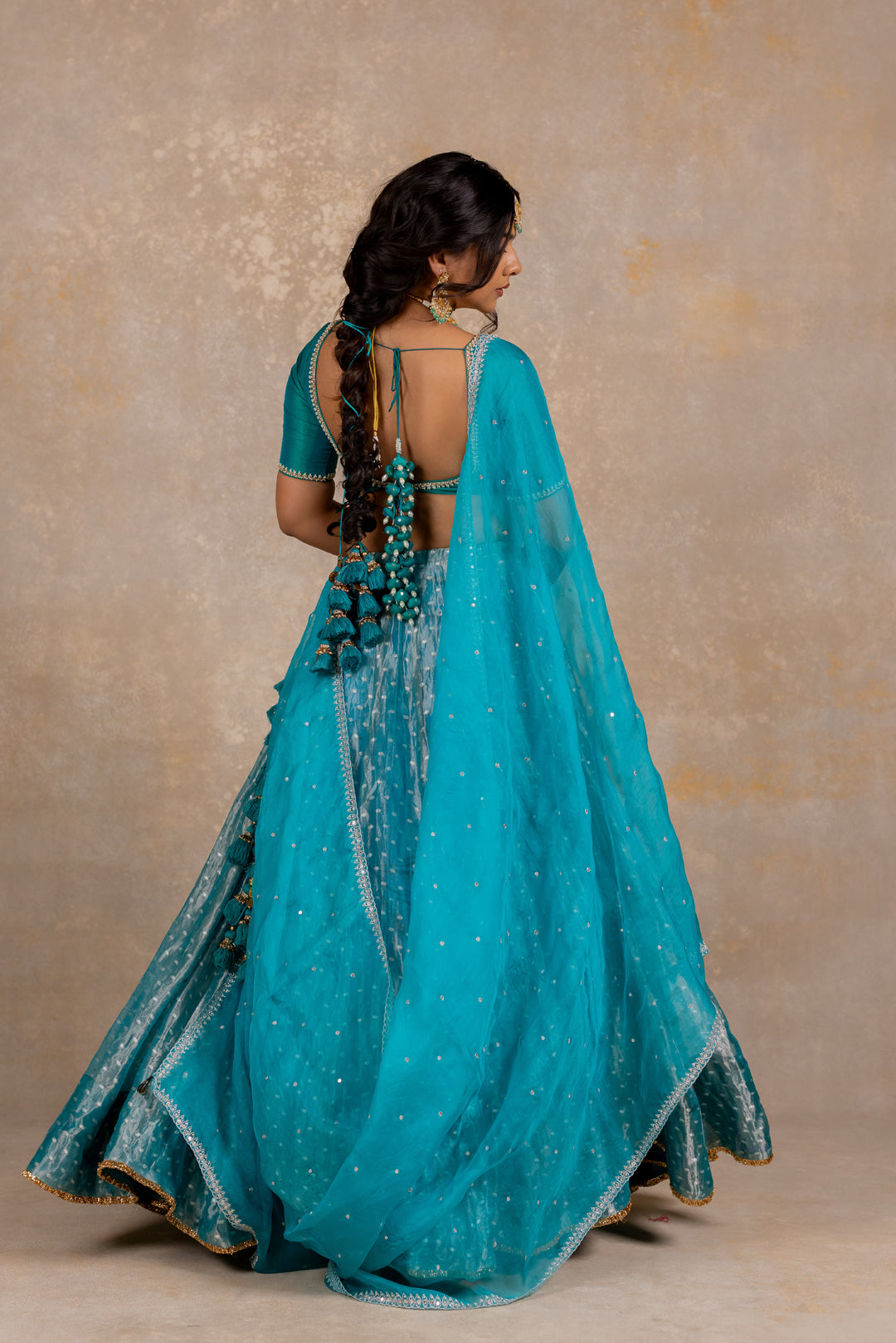 Raashi Lehenga Set