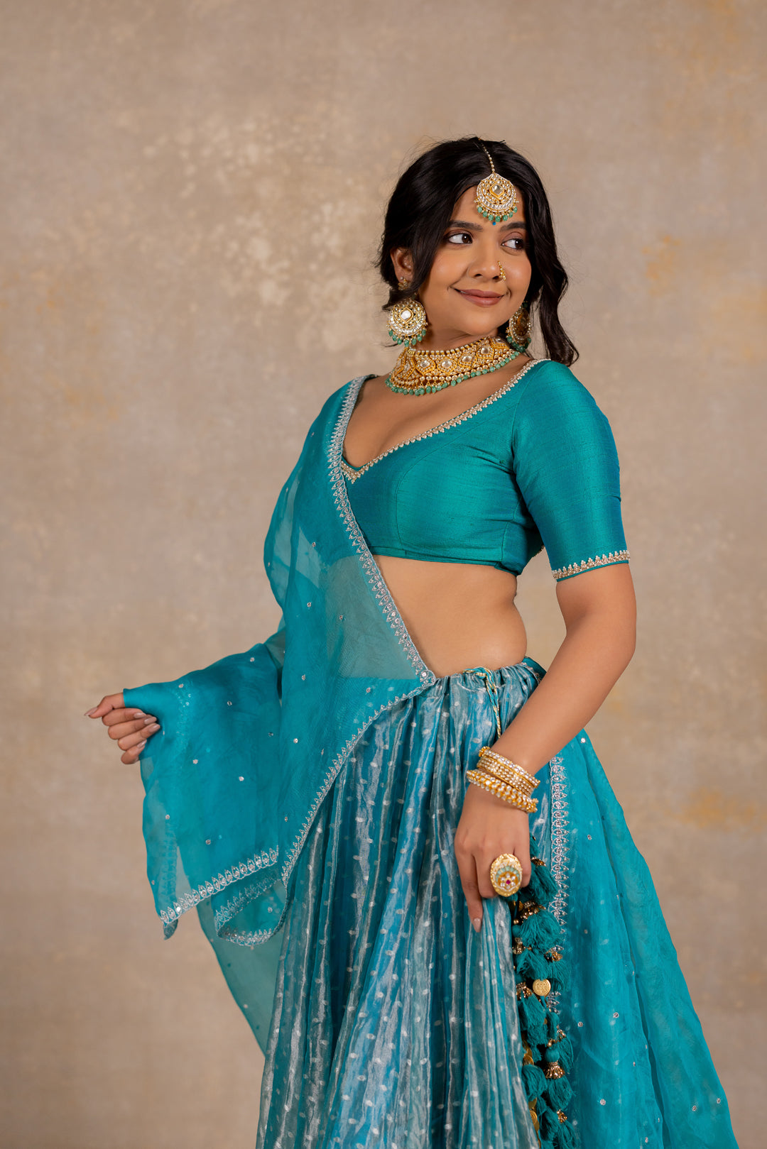 Raashi Lehenga Set