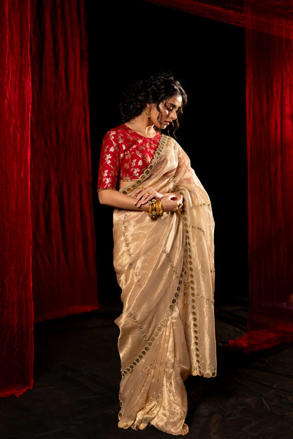 Saanvi Saree