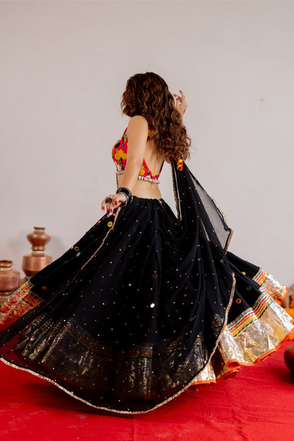 Aayna Lehenga Set