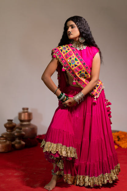 Jhamku Lehenga Set