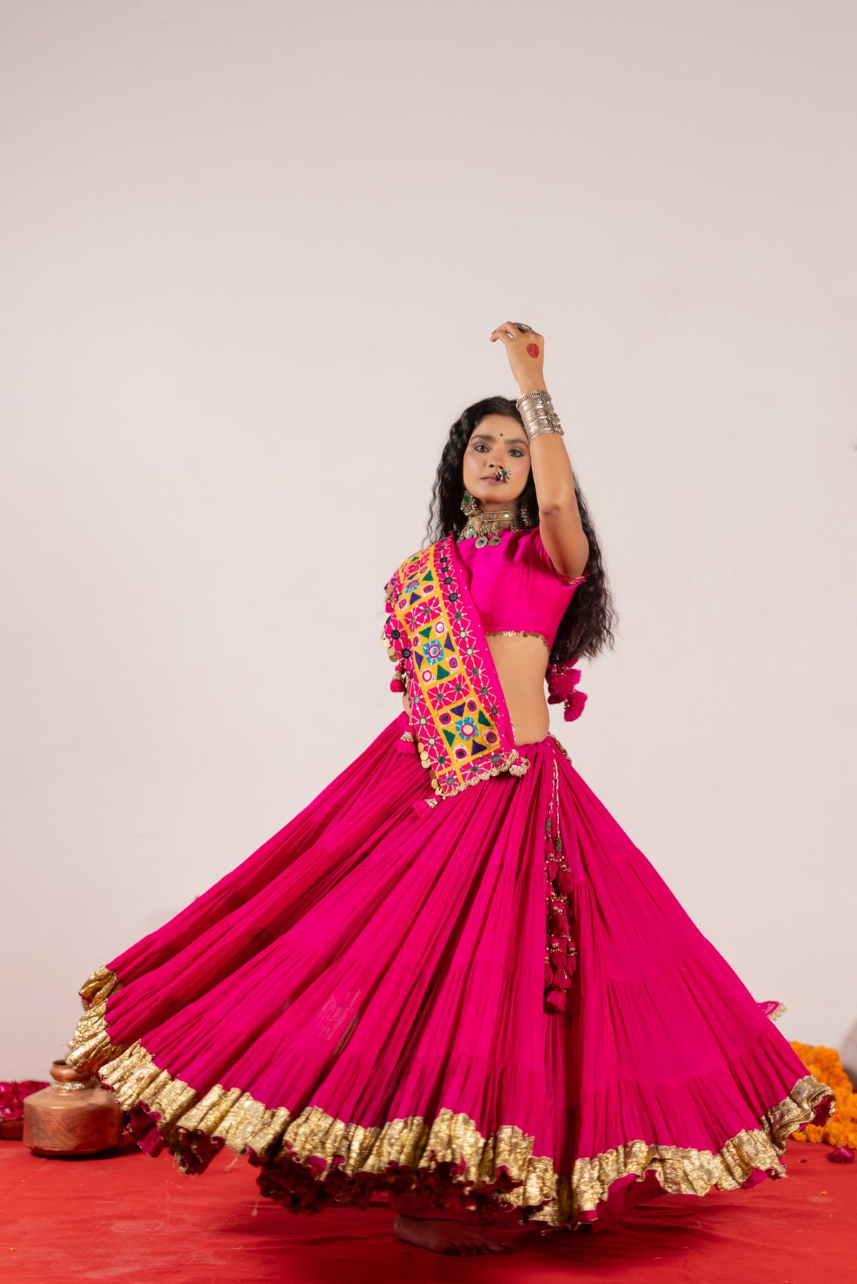 Jhamku Lehenga Set
