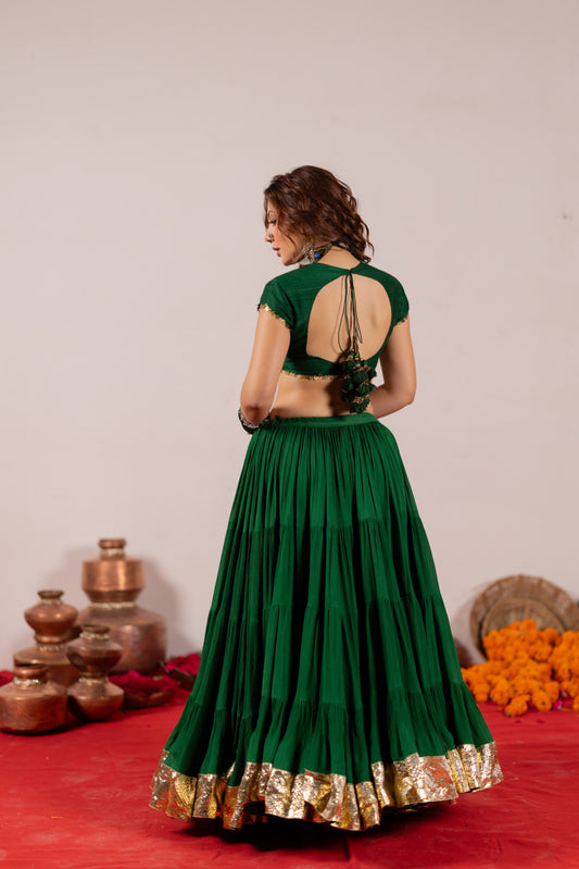 Jhamku Lehenga Set