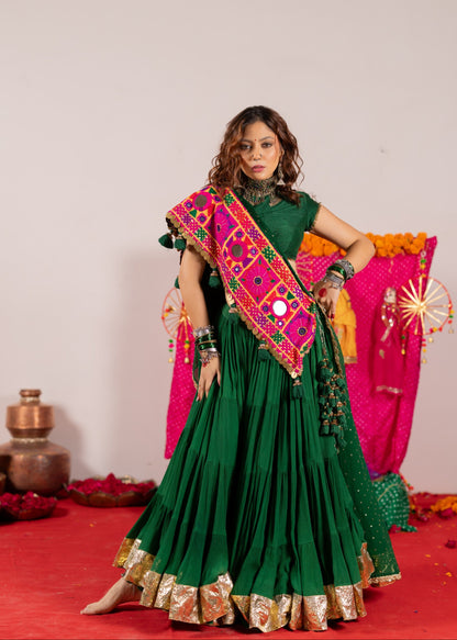 Jhamku Lehenga Set