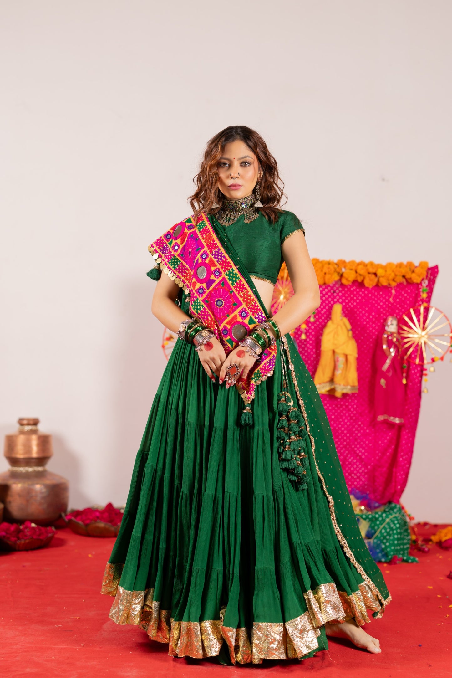 Jhamku Lehenga Set