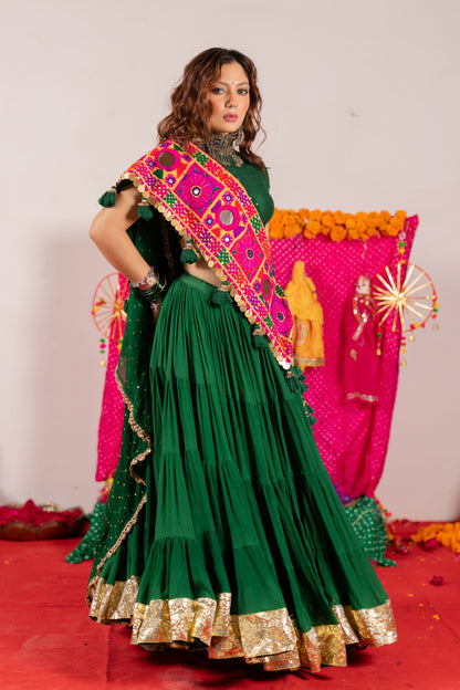Jhamku Lehenga Set