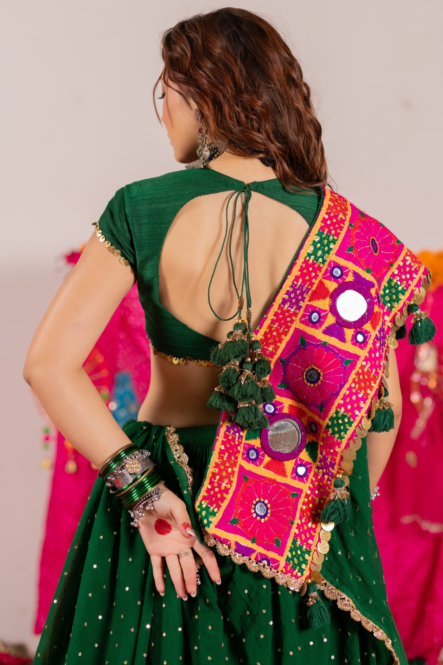 Jhamku Lehenga Set