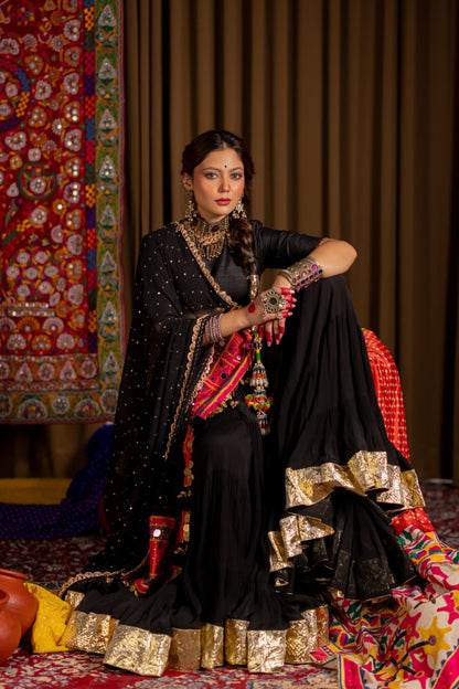 Jhamku Lehenga Set