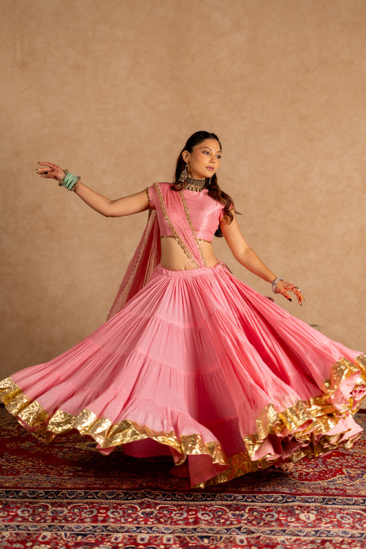 Jhamku Lehenga Set