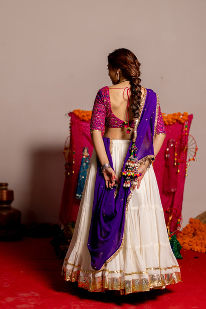 Jhamku Lehenga Set