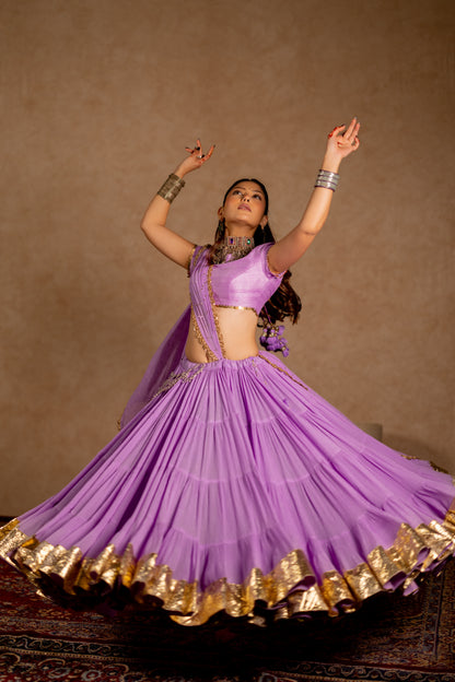 Jhamku Lehenga Set