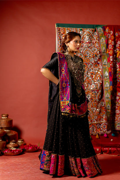 Rajwadi Lehenga Set