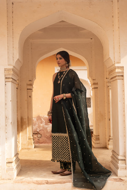 Kourvi kurta set