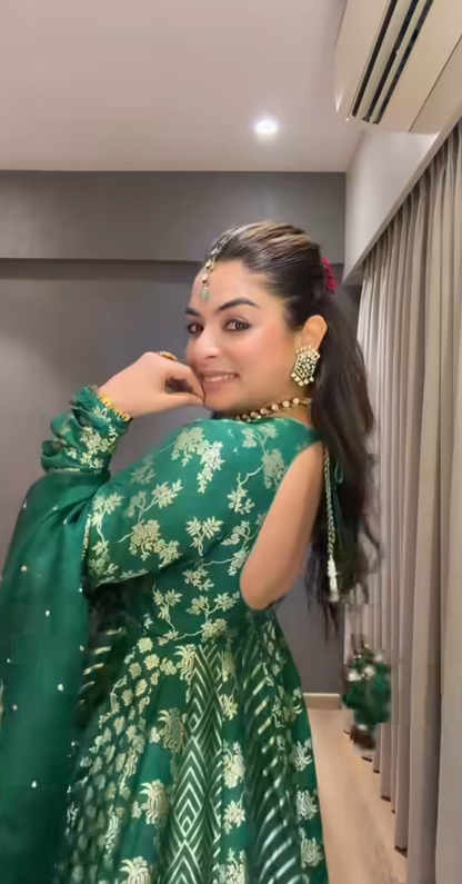 Gurleen Gambhir - Prakruti Anarkali Set