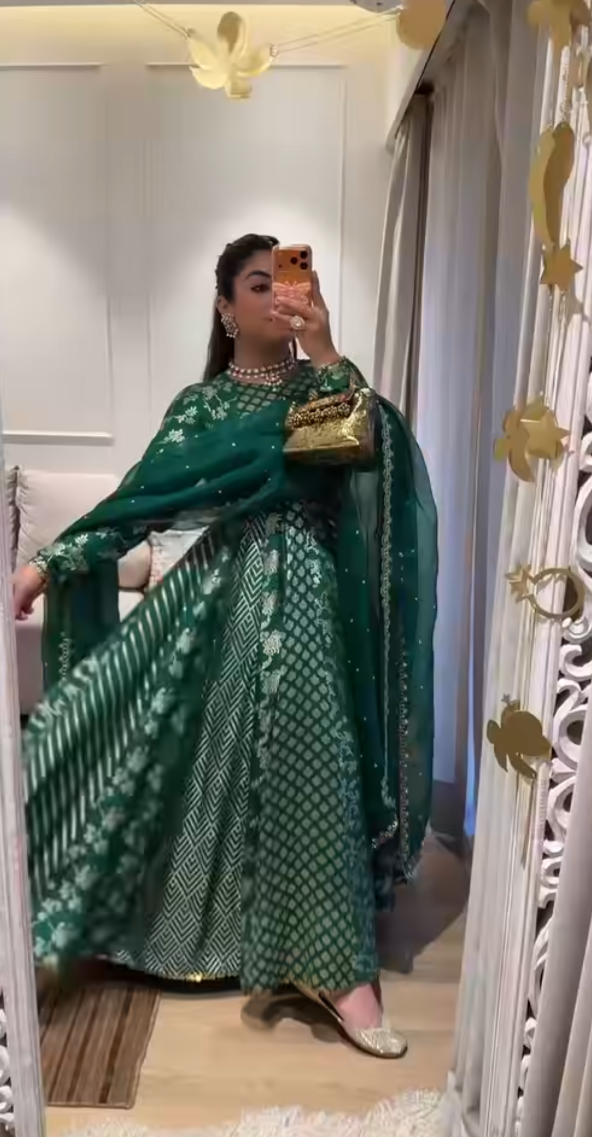 Gurleen Gambhir - Prakruti Anarkali Set