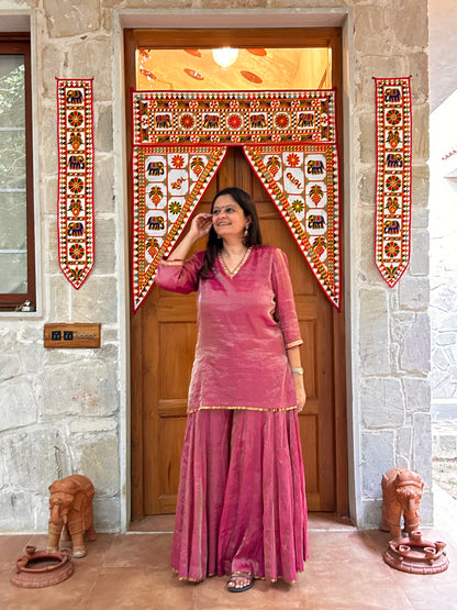 Anika Sharara Set