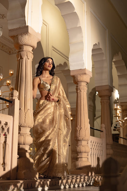 Saanvi Saree