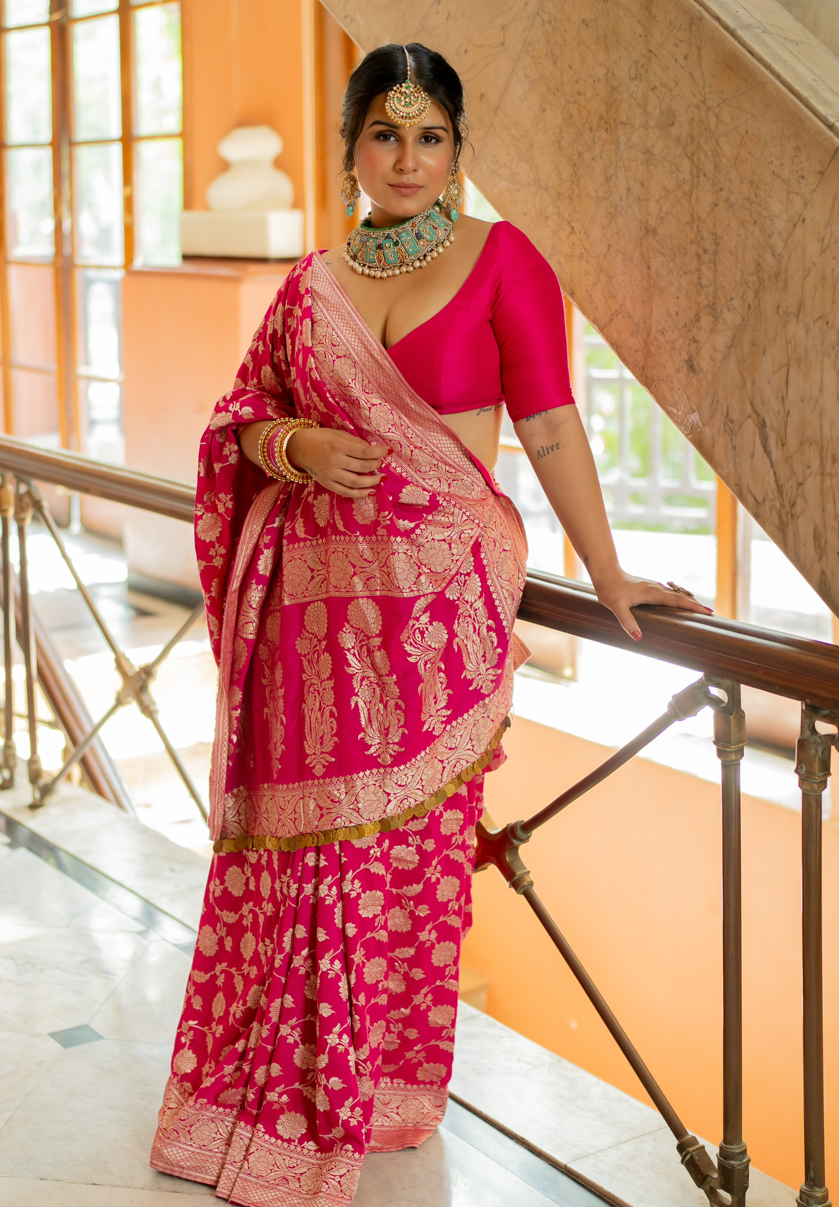 Gulaal Banarasi Saree - Anjanase