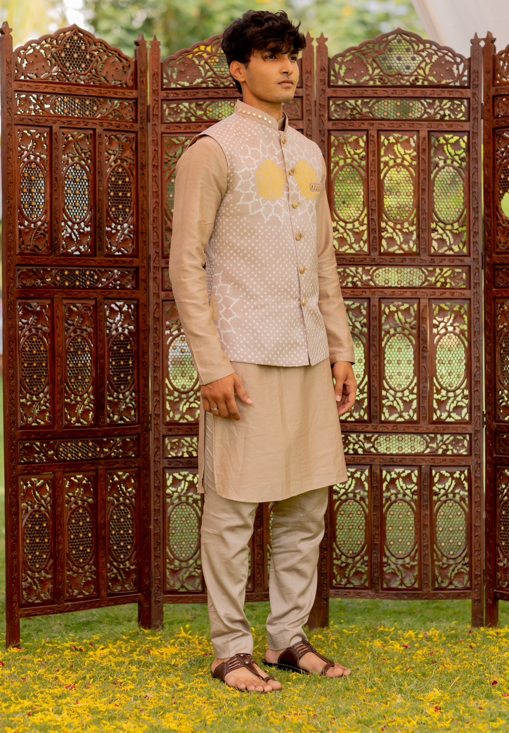 Hrishikesh Koti Kurta Set - Anjanase