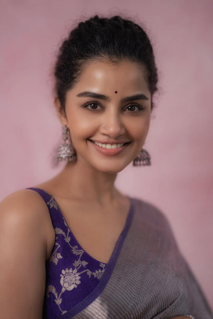 Anupama Parameswaran Saree