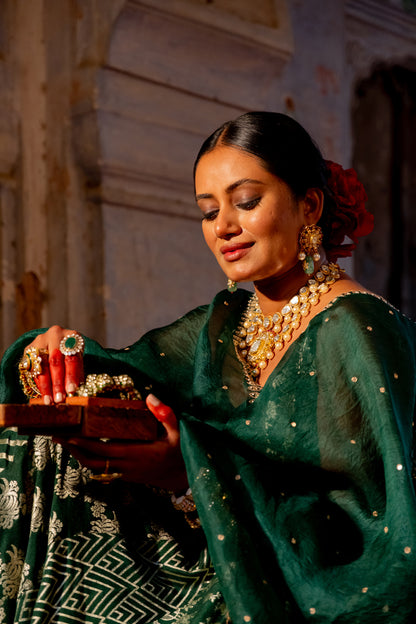 Sukruti Anarkali Set