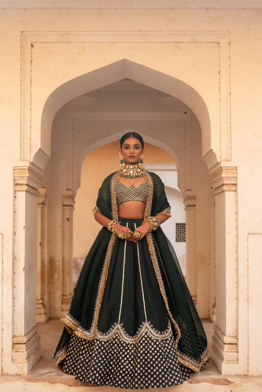 Chandani Lehenga
