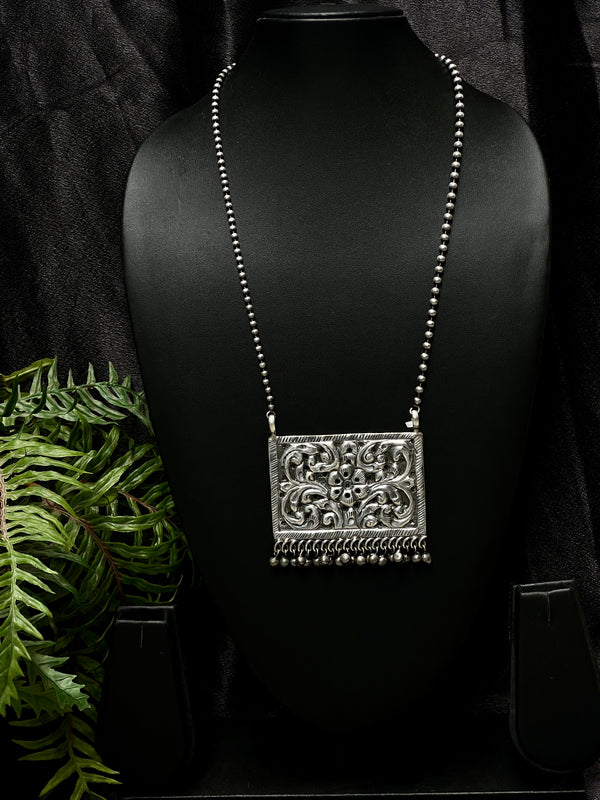 Rectangle Pendant Chain - Anjanase