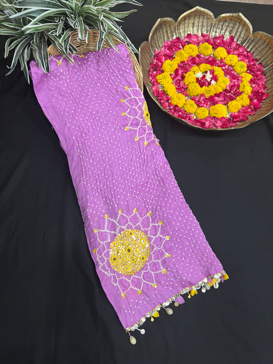 Lilac bandhani dupatta