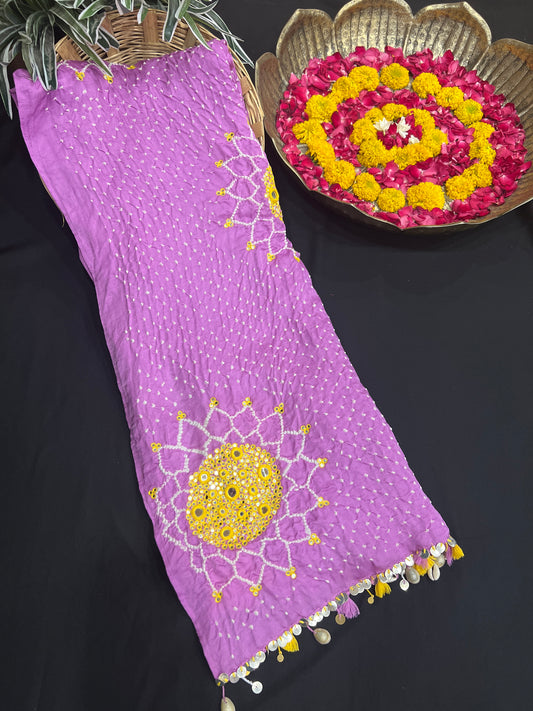 Lilac bandhani dupatta
