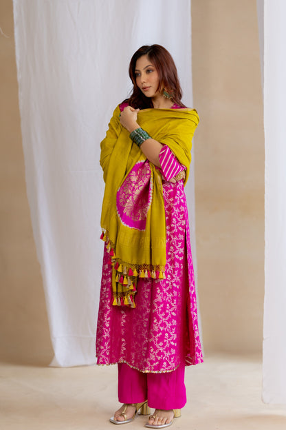 Mehar Kurta Set