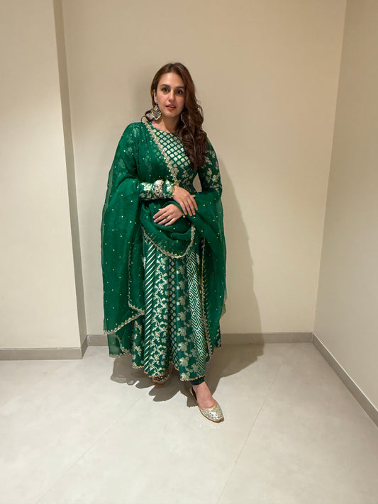 Huma Qureshi Anarkali Set
