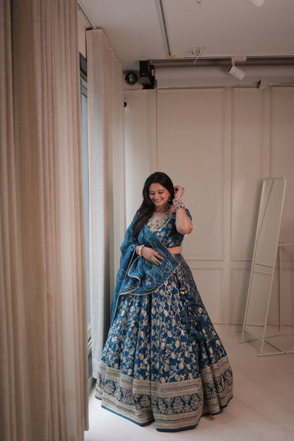 Anuradha Lehenga Set