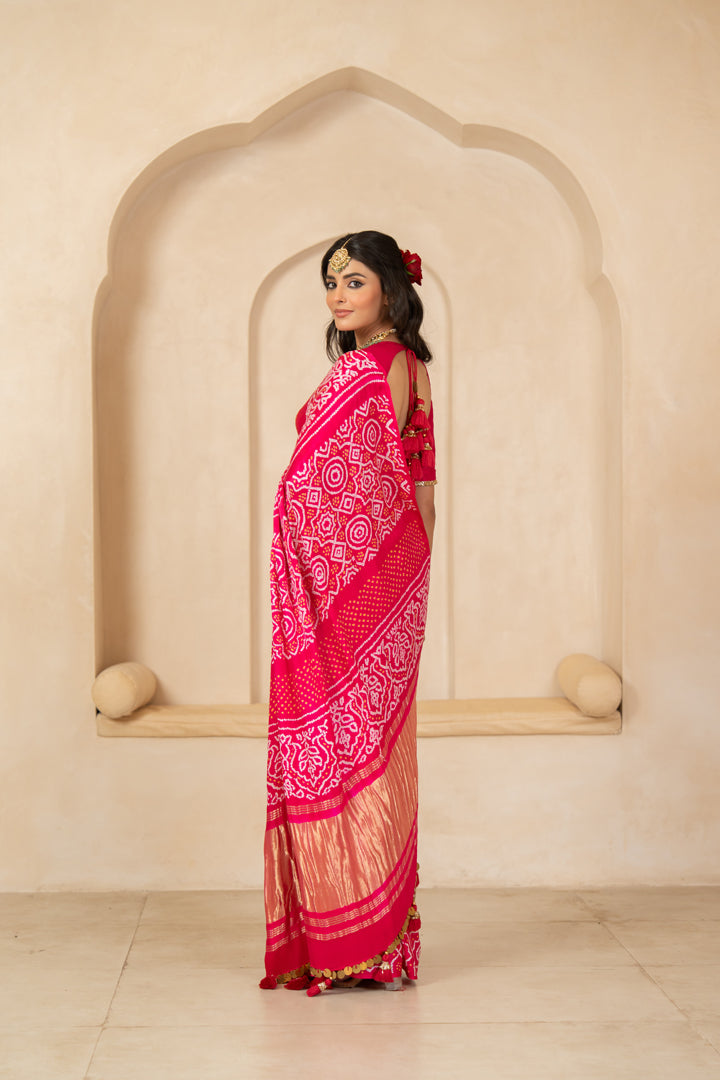 Nirahi Saree
