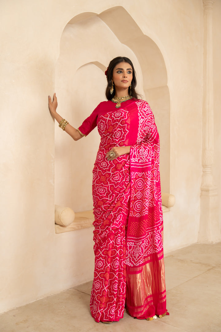 Nirahi Saree