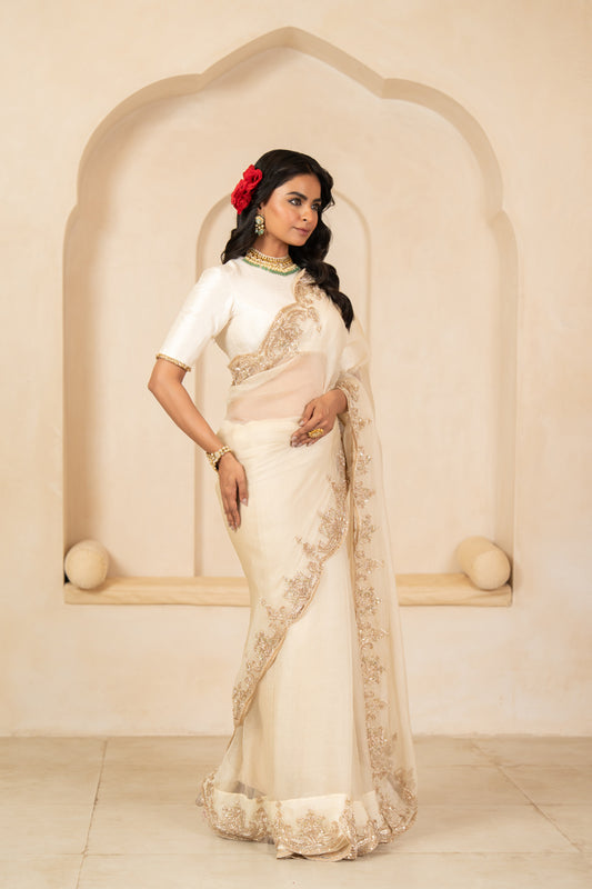 Elvisha Saree