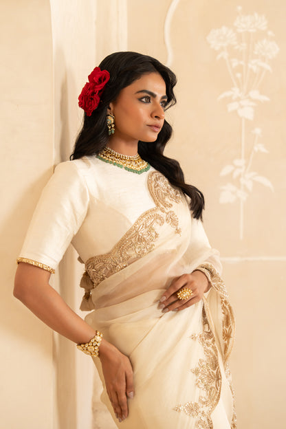 Elvisha Saree