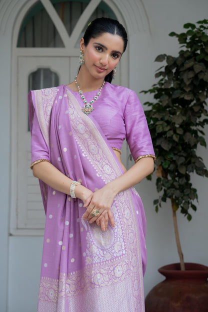 Nira Saree