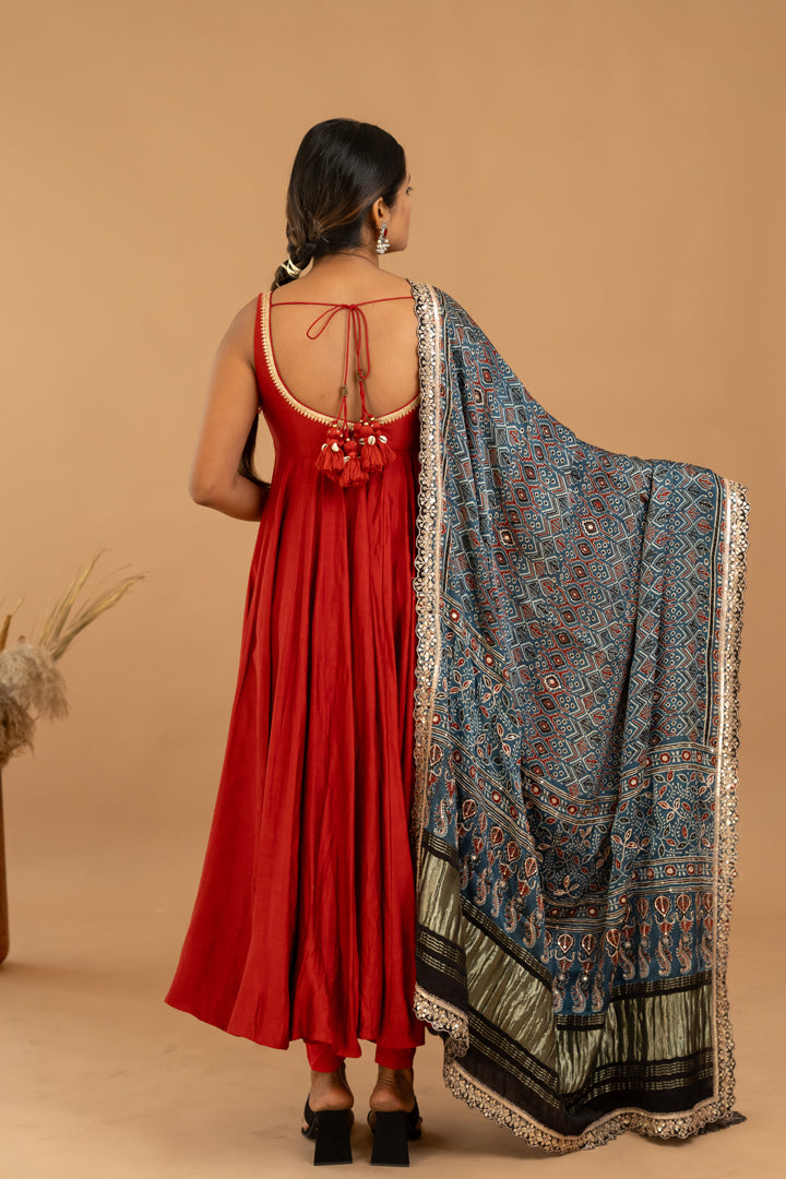 Maroon Anarkali Set - Anjanase