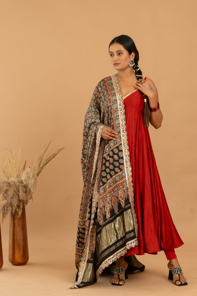 Maroon Anarkali Set - Anjanase