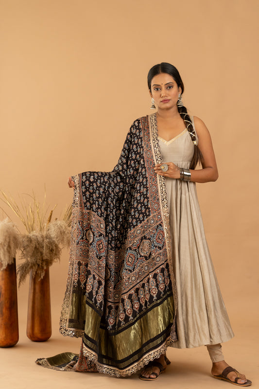 Beige Anarkali Set - Anjanase