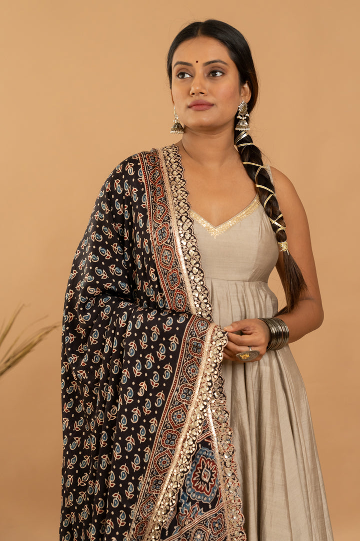 Beige Anarkali Set - Anjanase