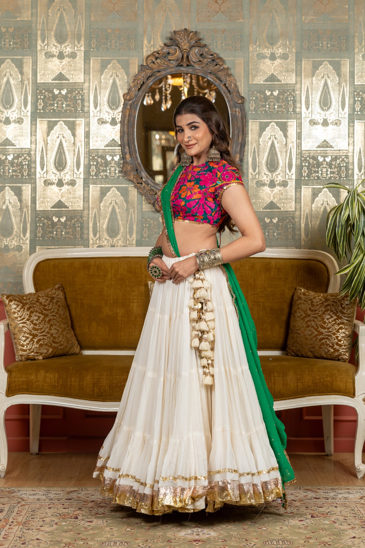 Jhamku Lehenga Set