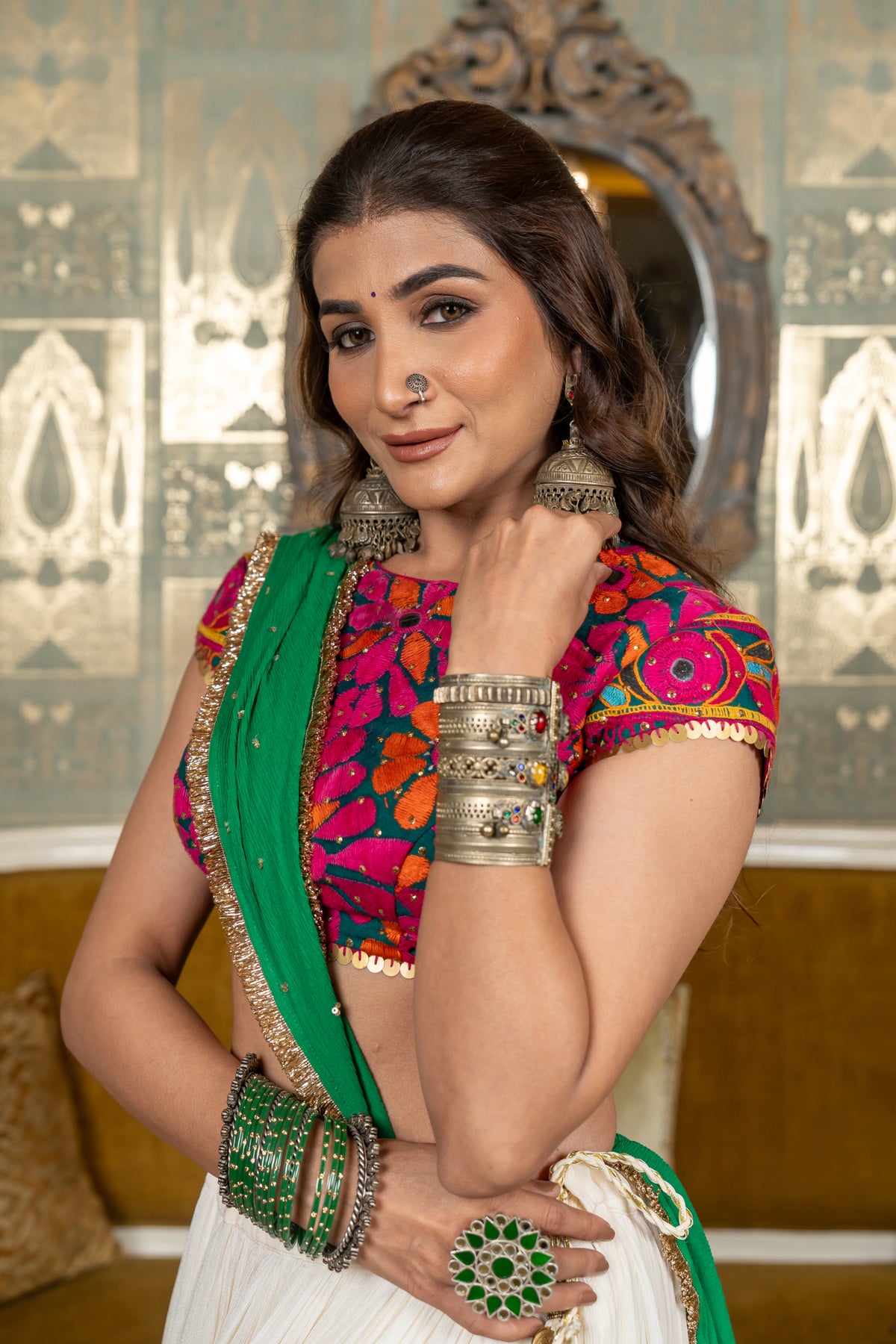 Jhamku Lehenga Set