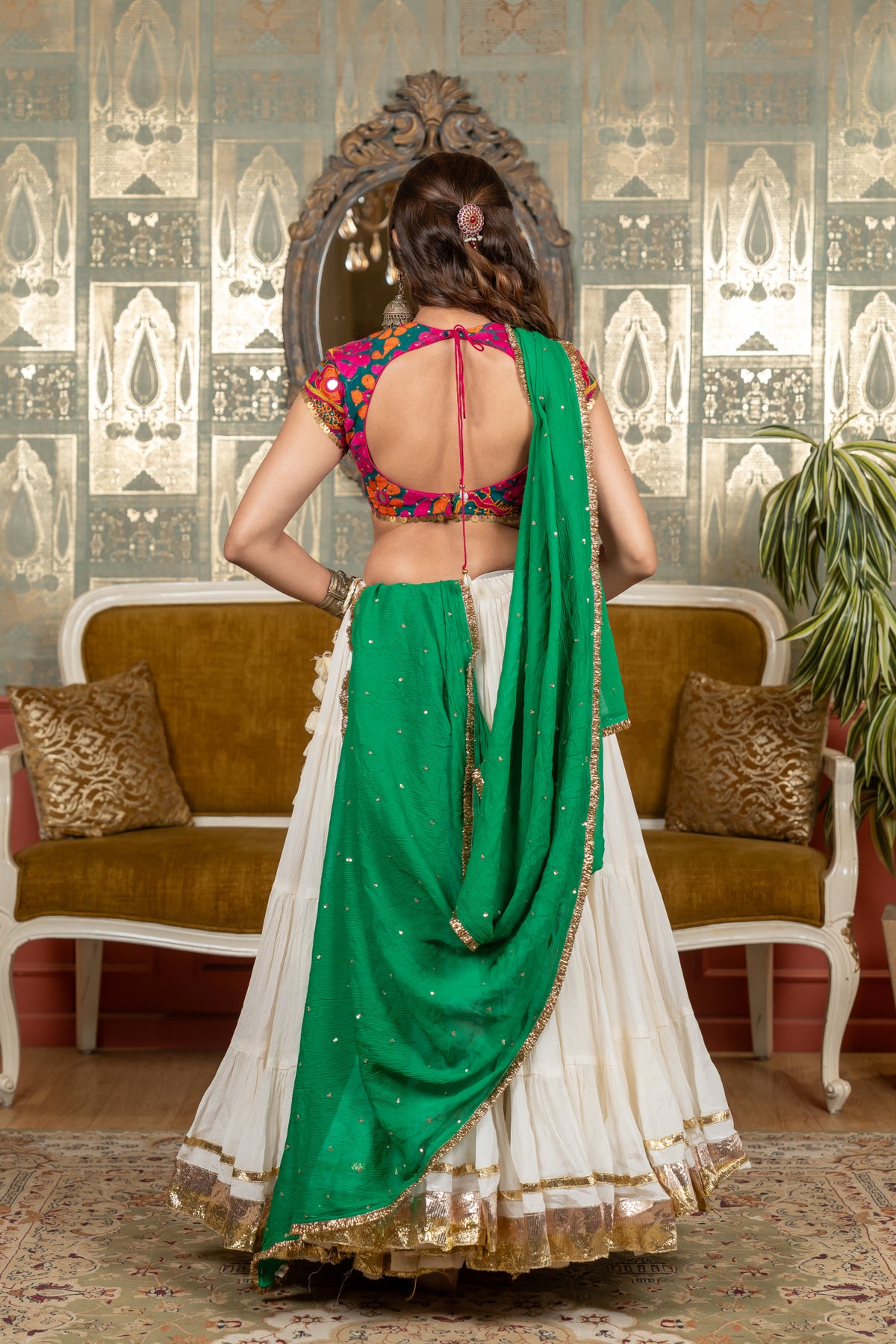 Jhamku Lehenga Set