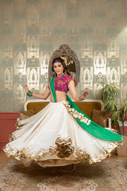 Jhamku Lehenga Set