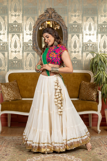 Jhamku Lehenga Set