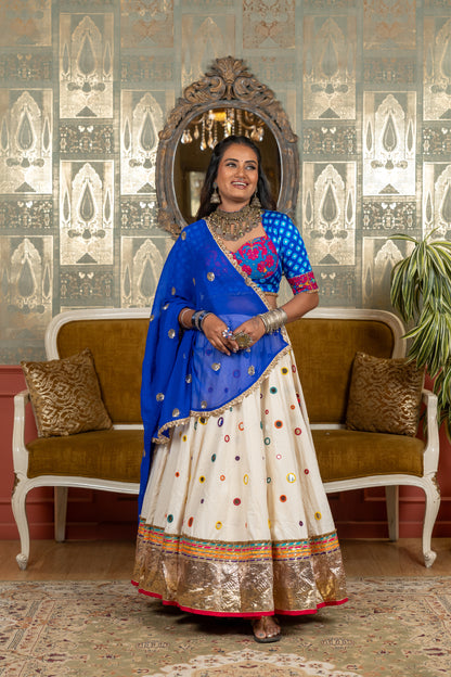 Aayna Lehenga Set